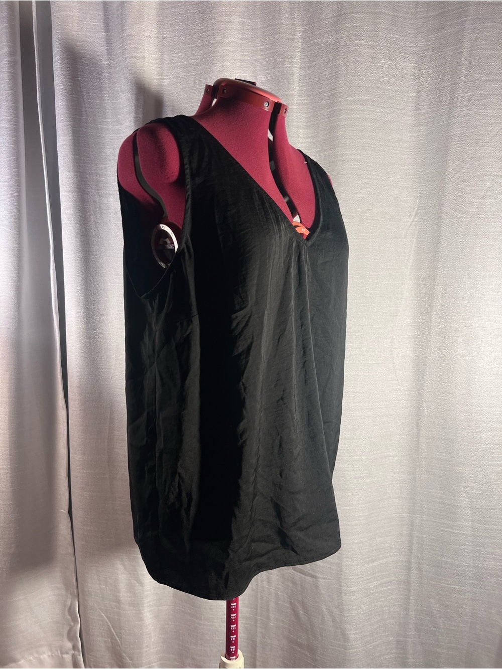 Ricki's Black V-Neck Sleeveless Tank Top